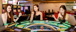 Một vài đánh giá chung về sòng bài Holiday Palace Resort & Casino